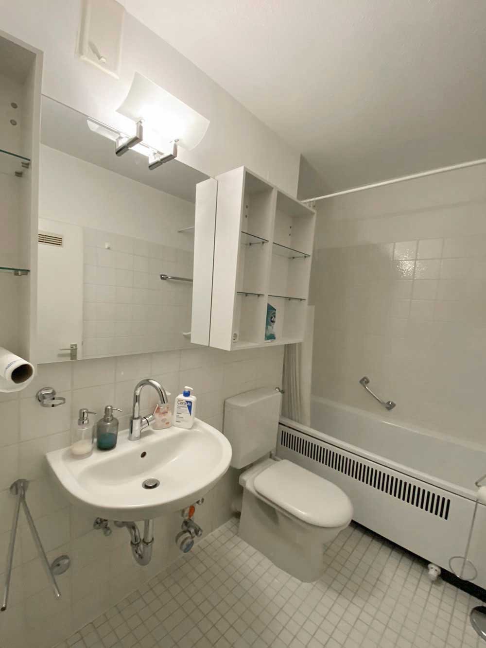 °°° PROVISIONSFREI FÜR KÄUFER °°° Gepflegte 2-Zi. Whg. mit BALKON &amp; Stellplatz in Bierstadt