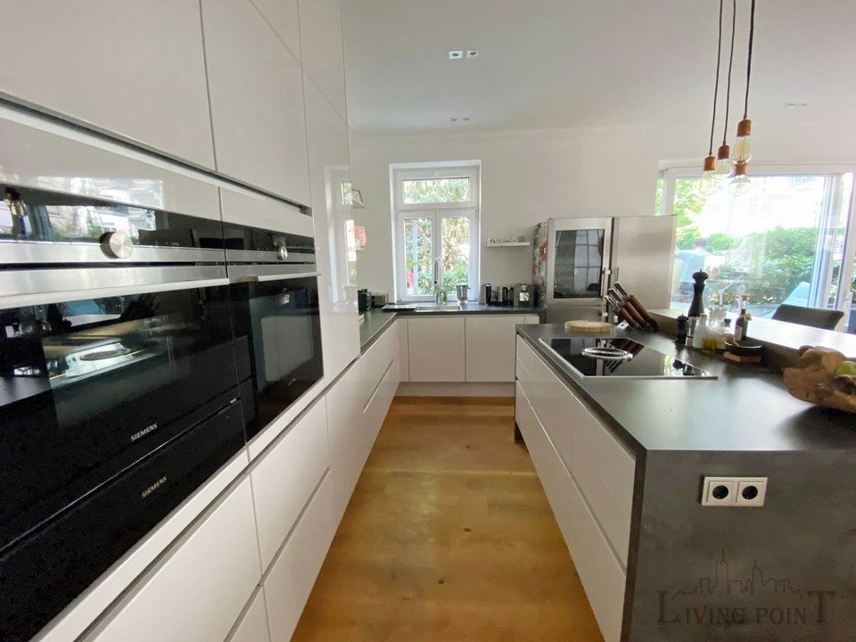 °°° ABSOLUTES SCHMUCKSTÜCK °°° EXKLUSIVE ALTBAU-RESIDENZ mitten im Nordend
