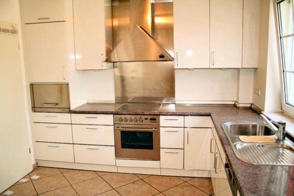 *** LUXUS-AUSSTATTUNG *** Fantastische 4 Zi. PENTHOUSE-MAISONETTE mit EBK & BALKON in Niederrad