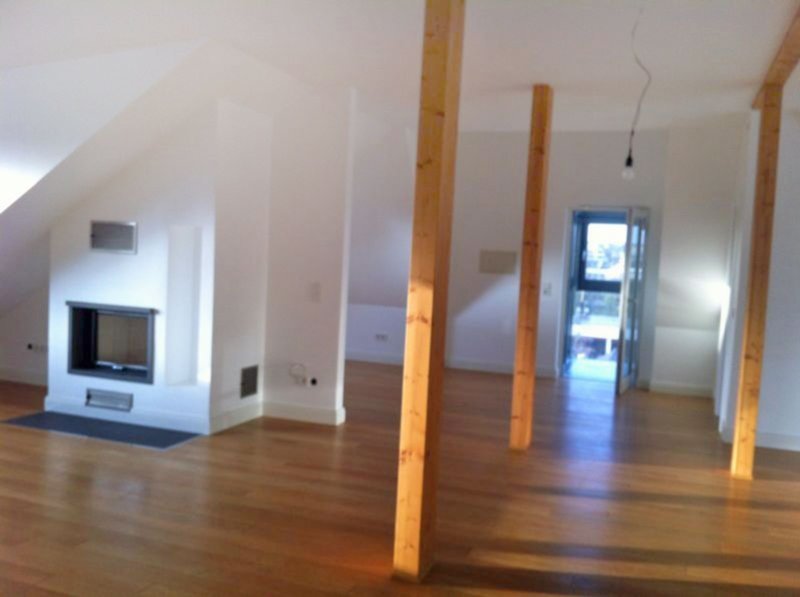 ** ERSTBEZUG nach SANIERUNG ** LUXUS PENTHOUSE-MAISONETTE mit XXL DACHTERRASSE