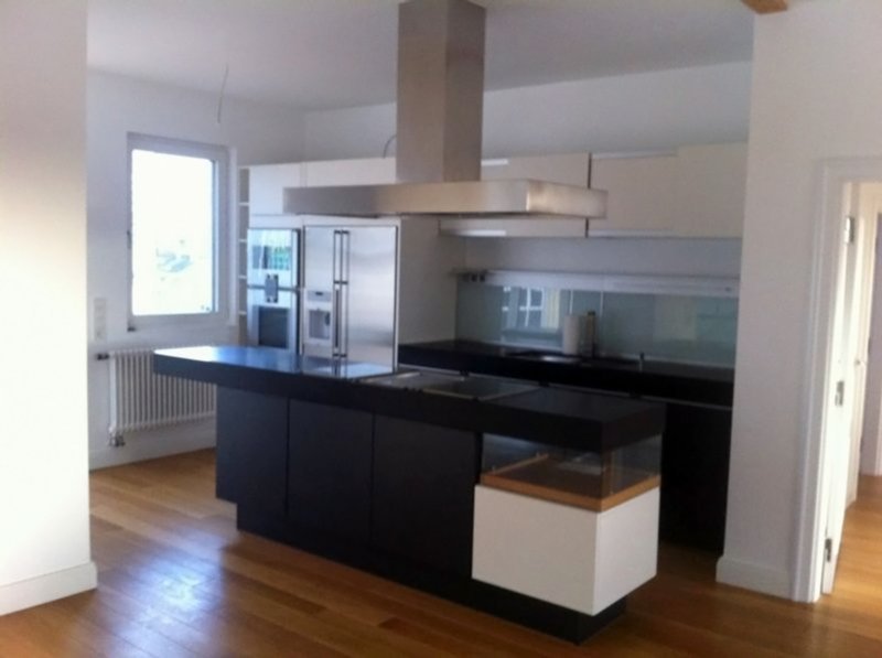 ** ERSTBEZUG nach SANIERUNG ** LUXUS PENTHOUSE-MAISONETTE mit XXL DACHTERRASSE