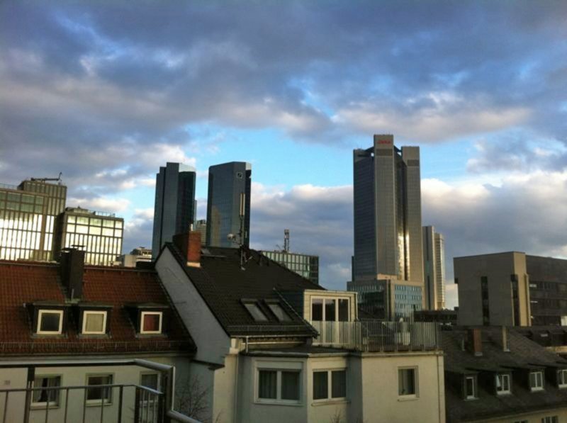 ** ERSTBEZUG nach SANIERUNG ** LUXUS PENTHOUSE-MAISONETTE mit XXL DACHTERRASSE