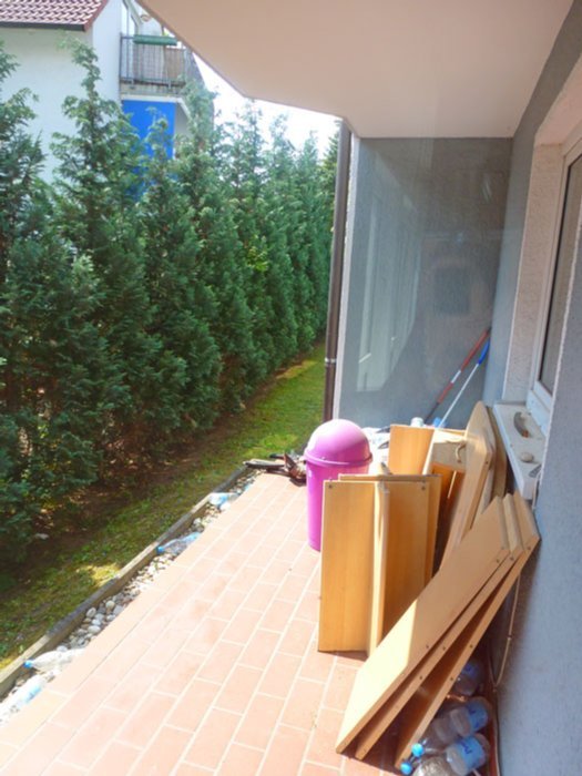 *** SEHR GEPFLEGTES MEHRFAMILIEHAUS *** 333 m² Wfl., Terrassen, Balkone, gute Ausstattung...