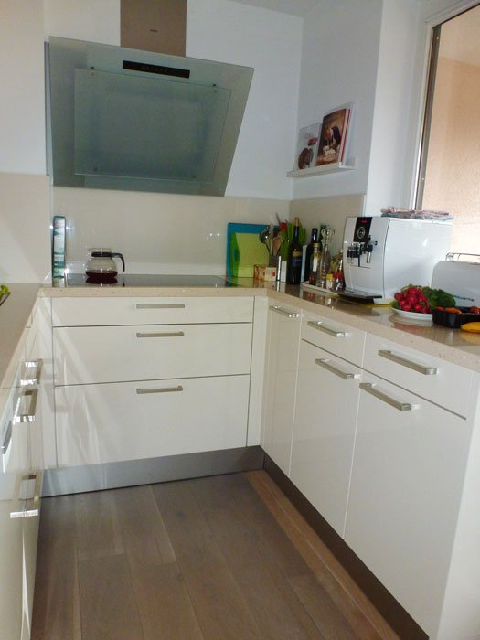 °°° FANTASTISCHE 3,5-Zi. DG-MAISONETTE mit LUXUS-KÜCHE, DACHTERRASSE & LOGGIA °°°