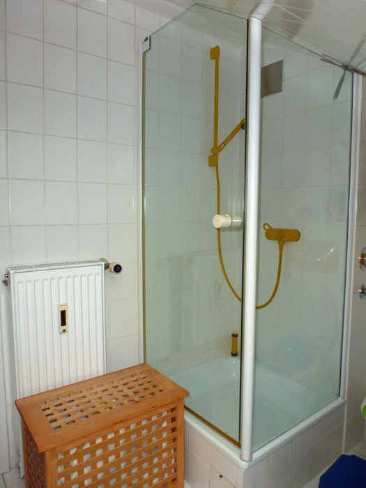 °°° FANTASTISCHE 3,5-Zi. DG-MAISONETTE mit LUXUS-KÜCHE, DACHTERRASSE & LOGGIA °°°