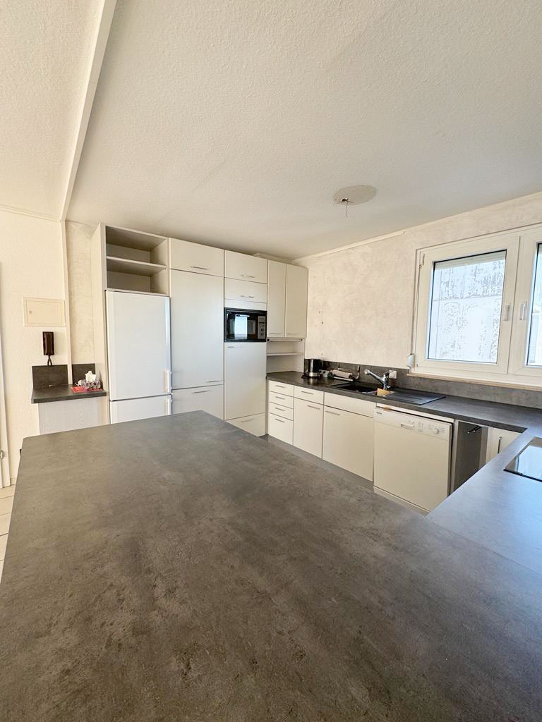 °°° TOLLE KAUFGELEGENHEIT °°° 3-Zi. ETW mit LOGGIA & Stellplatz in Oberursel