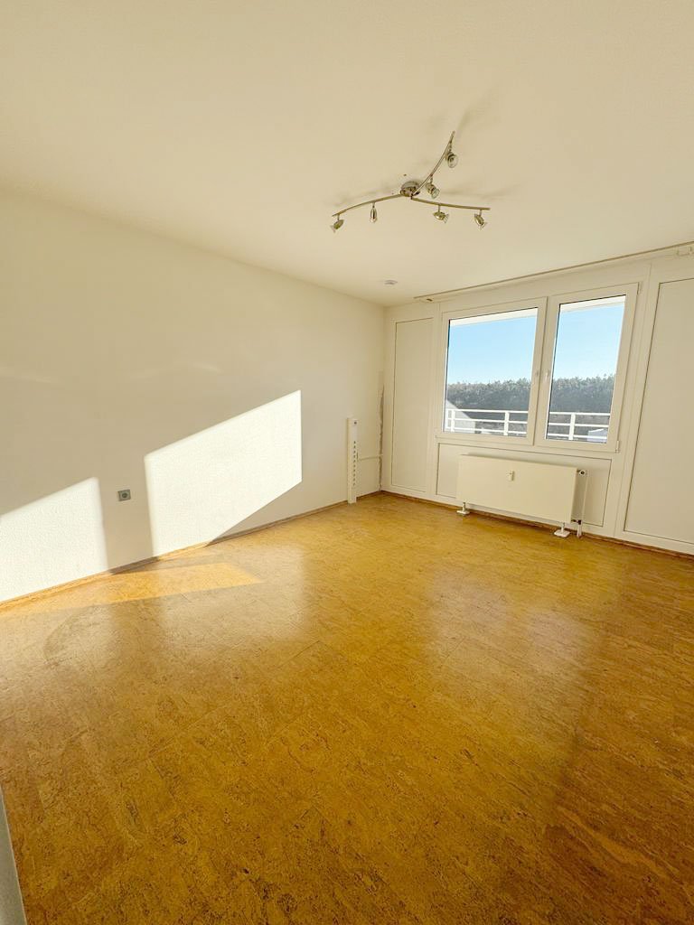 °°° TOLLE KAUFGELEGENHEIT °°° 3-Zi. ETW mit LOGGIA & Stellplatz in Oberursel