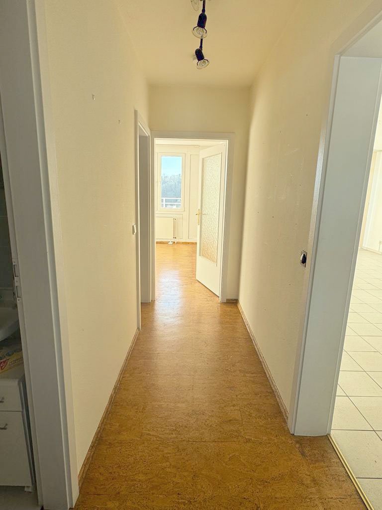 °°° TOLLE KAUFGELEGENHEIT °°° 3-Zi. ETW mit LOGGIA & Stellplatz in Oberursel