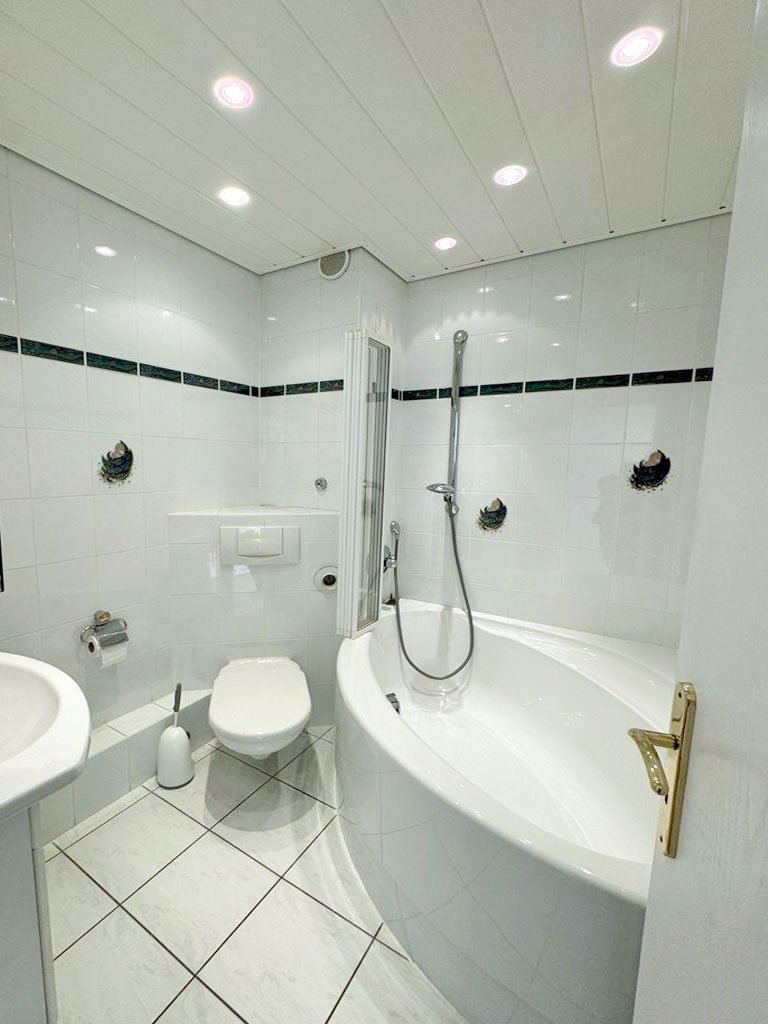 °°° TOLLE KAUFGELEGENHEIT °°° 3-Zi. ETW mit LOGGIA & Stellplatz in Oberursel