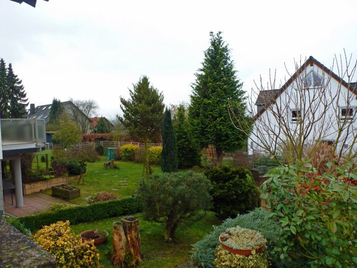 *** WAHRE FAMILIEN-IDYLLE *** Freistehendes 6-Zimmer EFH mit großem Pracht-Grundstück