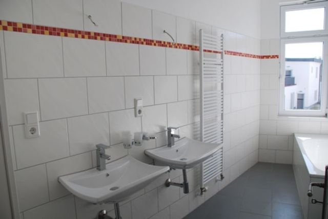 °°° Traumhafte 4-Zimmer Dachgeschoss-Wohnung mit EBK & 2 BALKONEN °°°