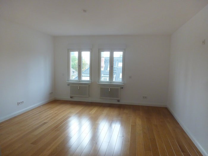 ** SANIERTER STIL-ALTBAU ** Exklusives 3-Zi. LUXUS-PENTHOUSE mit KAMIN, TERRASSE, BLK ...