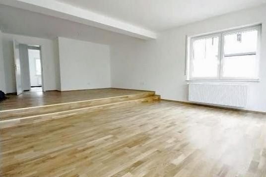 °°° NEUBAU °°° 7-Zi. mit 2 KÜCHEN, 3 BÄDERN, TERRASSE & GARTEN in Dreieich