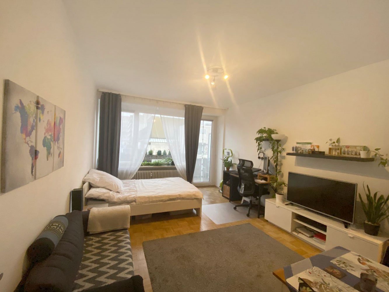 *** SINGLES AUFGEPASST *** Schicke 1-Zi. Whg. mit BALKON in Bad Soden