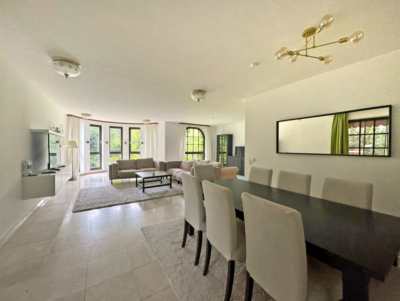 °°° EINZIGARTIGER XXL-WOHNTRAUM °°° Exklusive 5-Zi. Whg. mit EBK & TERRASSE im Grünen