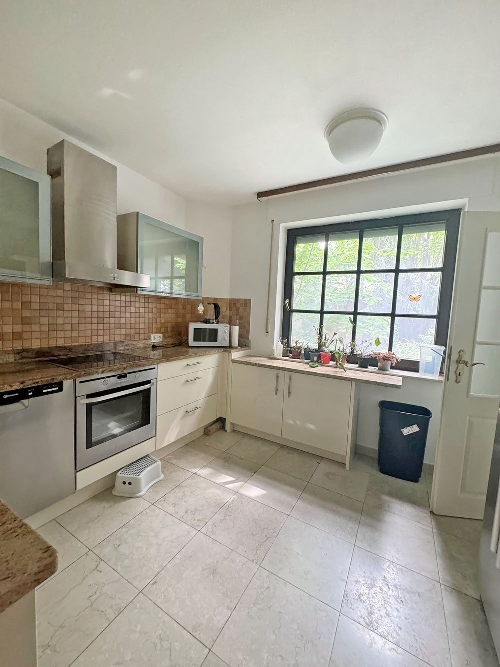 °°° EINZIGARTIGER XXL-WOHNTRAUM °°° Exklusive 5-Zi. Whg. mit EBK & TERRASSE im Grünen