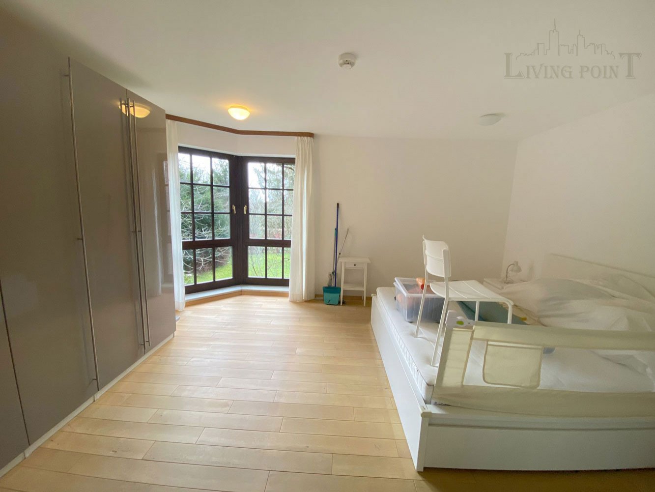 °°° EINZIGARTIGER XXL-WOHNTRAUM °°° Exklusive 5-Zi. Whg. mit EBK & TERRASSE im Grünen