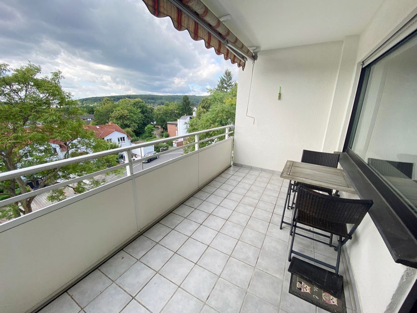 °°° CHARMANTE 2-Zi. Whg. mit EBK & XL-LOGGIA in Köppern °°°