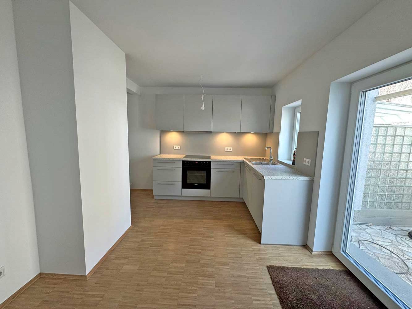 *** Erstbezug nach Sanierung *** Stilvolles Ernst-May-Haus mit Garten