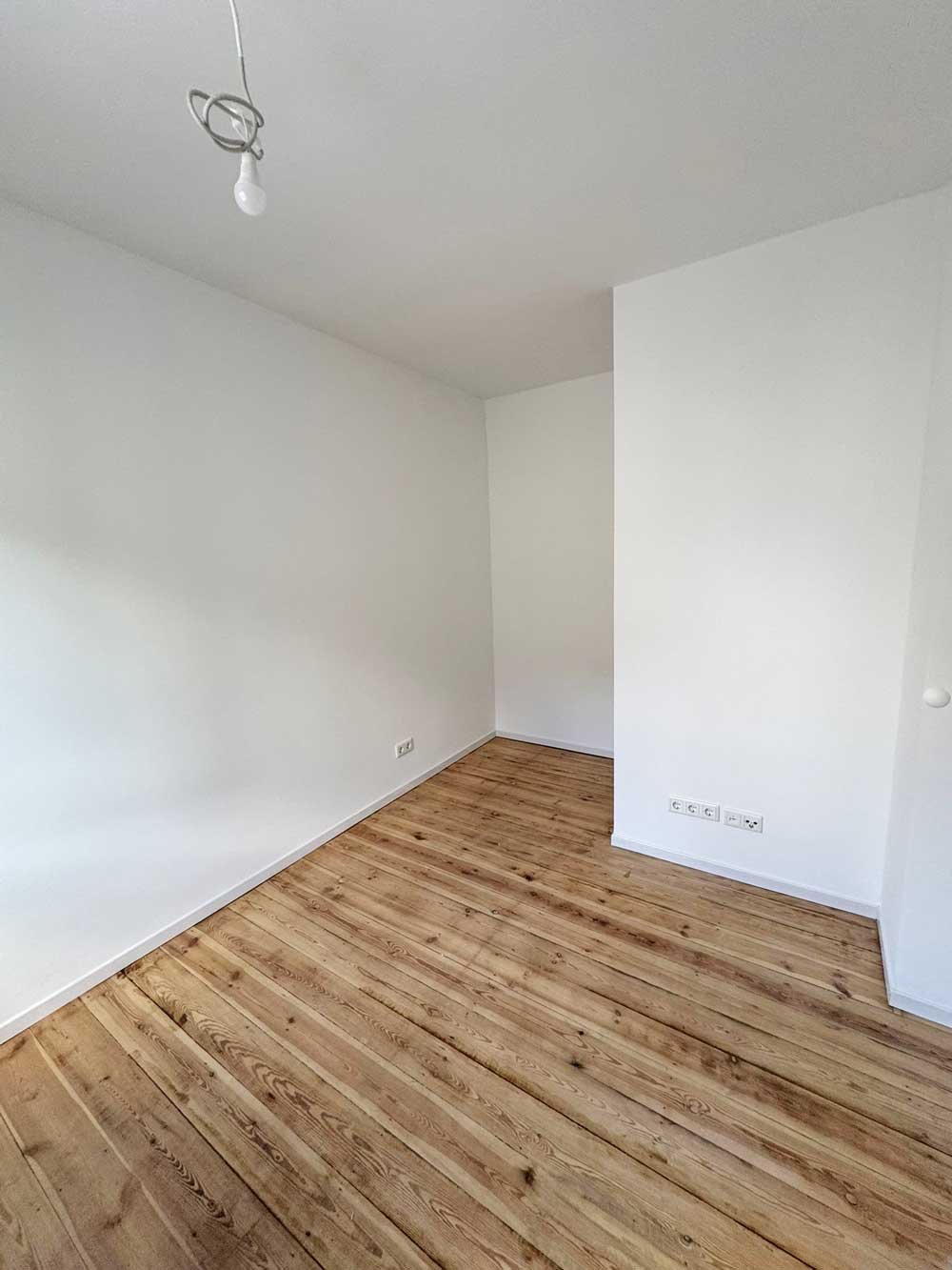 *** Erstbezug nach Sanierung *** Stilvolles Ernst-May-Haus mit Garten