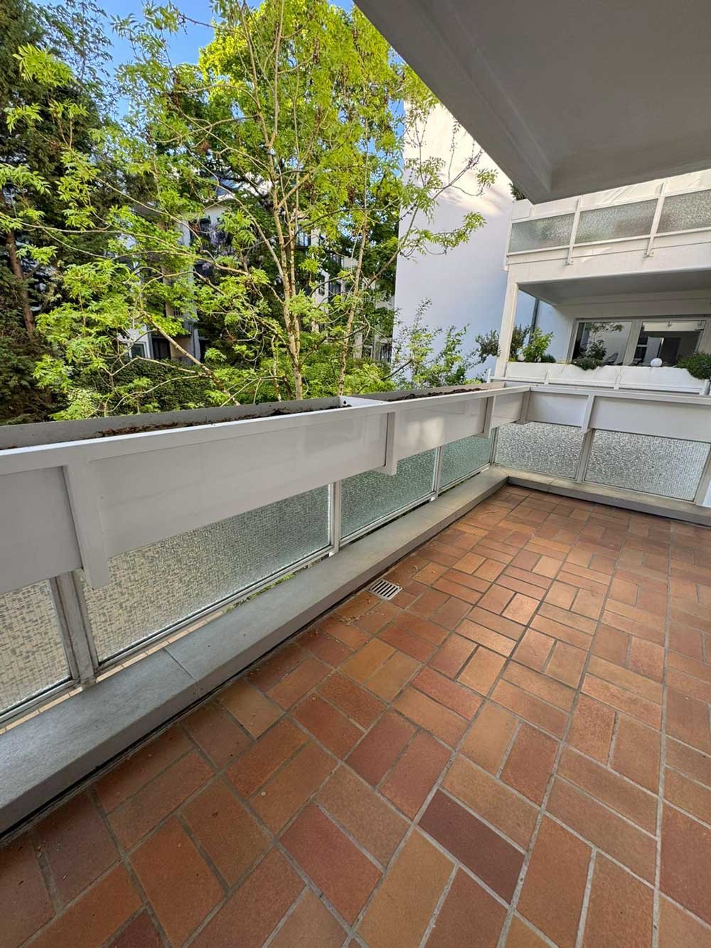 +++ Charmante 2-Zi. Wohnung mit EBK &amp; BALKON im Westend +++