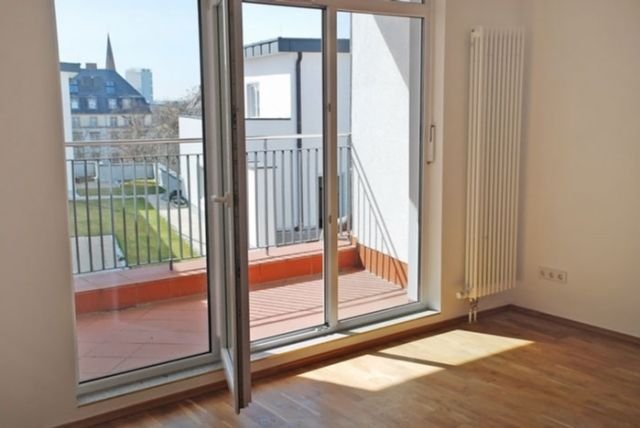 °°° Traumhafte 4-Zimmer Dachgeschoss-Wohnung mit EBK &amp; 2 BALKONEN °°°