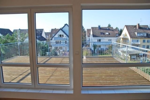 °°° NEUBAU °°° 7-Zi. mit 2 KÜCHEN, 3 BÄDERN, TERRASSE &amp; GARTEN in Dreieich