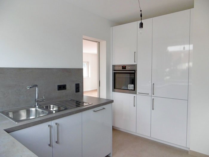 *** Stilvolle Penthouse-Maisonette mit EBK, Dachterrasse &amp; Klimaanlage ***