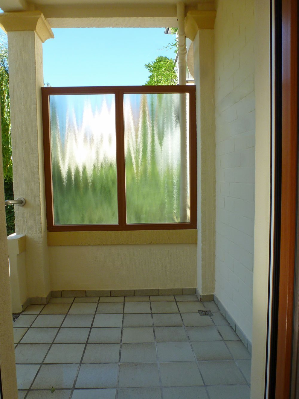 °°° EXKLUSIVE 3-Zi.Whg. mit EBK, BALKON & GARTENNUTZUNG in Sachsenhausen °°°