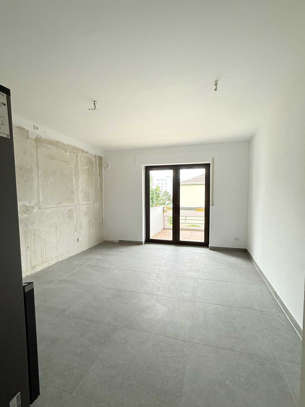 Lichtdurchflutete Maisonette mit neuer EBK & 4 BALKONEN in Oberursel