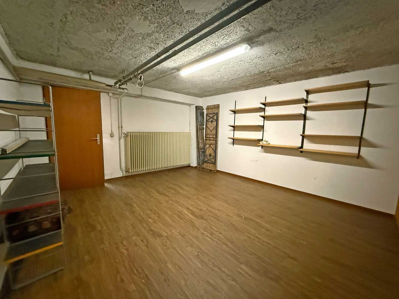 Lichtdurchflutete Maisonette mit neuer EBK & 4 BALKONEN in Oberursel