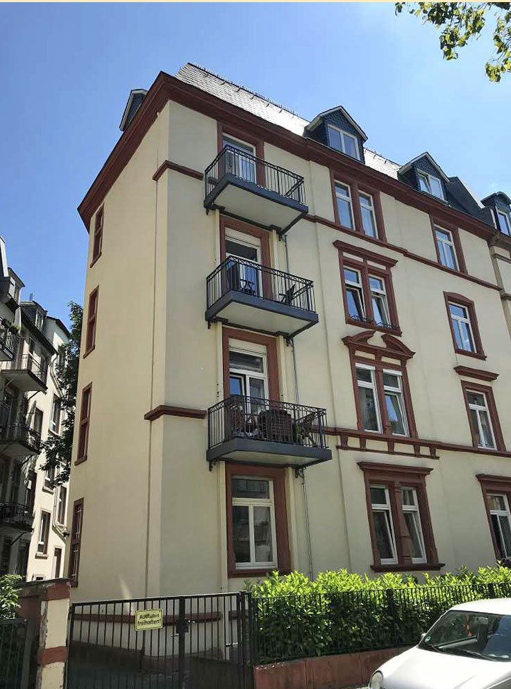 *** Exklusive Dachgeschoss-Maisonette mit Skylineblick im Brückenviertel ***