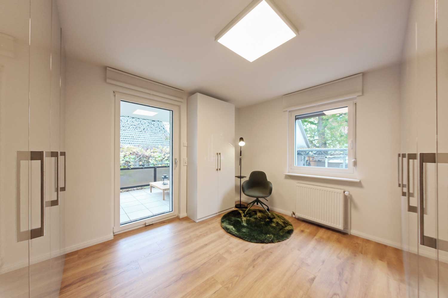 *** Möbliert *** Elegante 3-Zi.-Whg. mit großem Balkon in Bergen-Enkheim