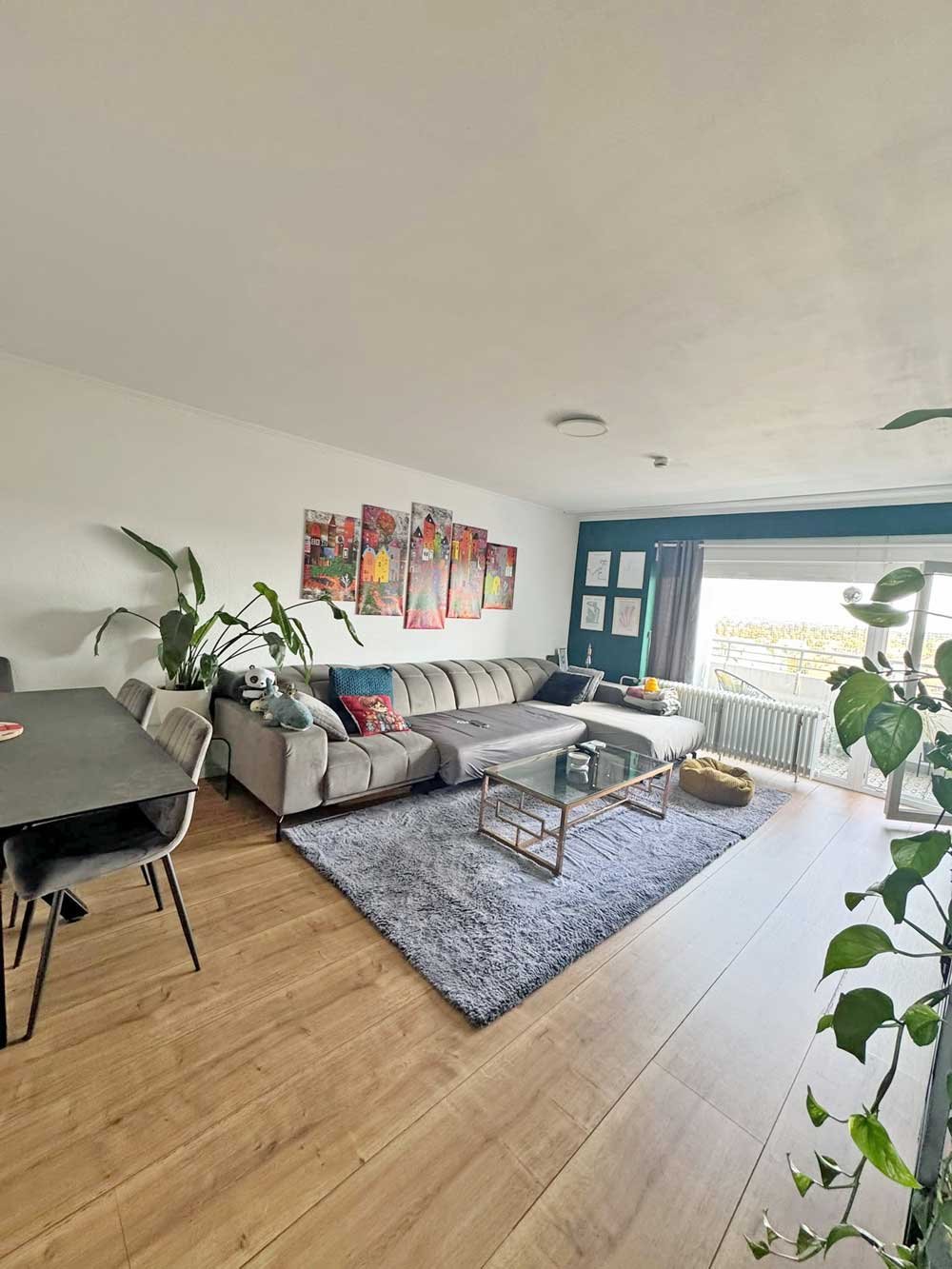 ** Wohnen mit Weitblick ** Helle 3-Zimmer mit EBK &amp; LOGGIA in Fechenheim