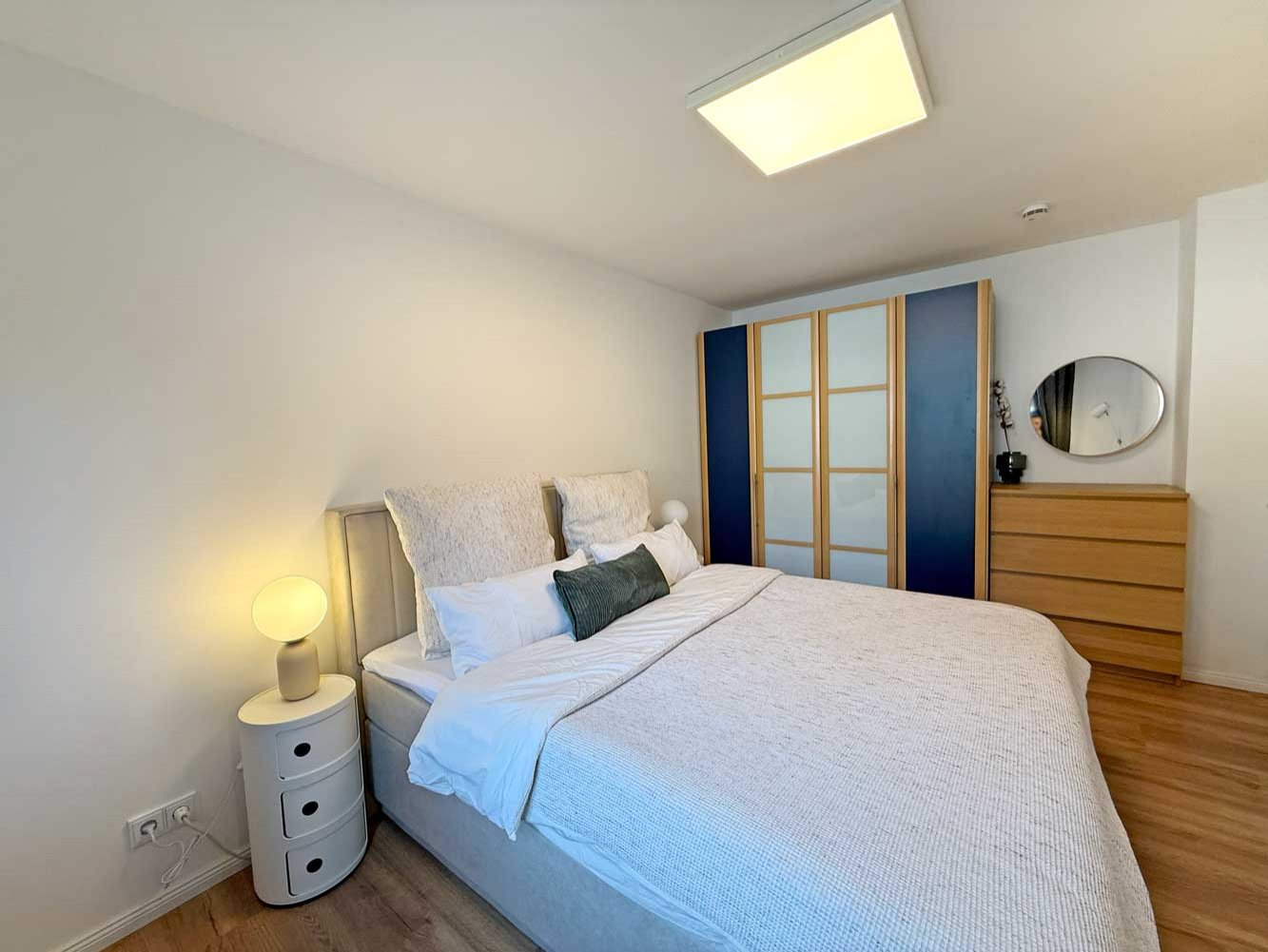 *** Möbliert *** Elegante 3-Zi.-Whg. mit großem Balkon in Bergen-Enkheim