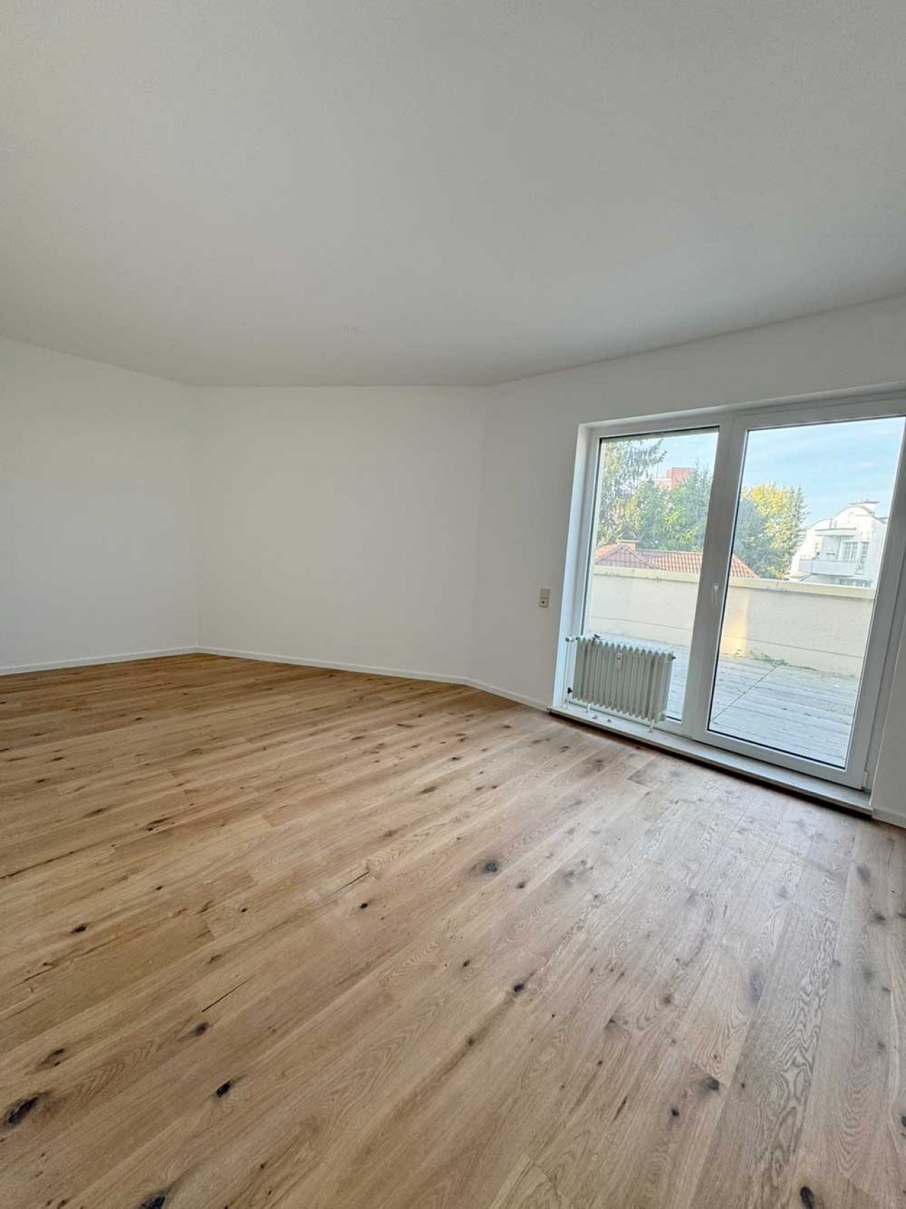 großes Zimmer