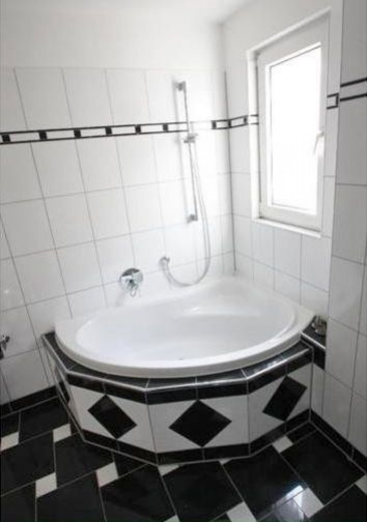 Whirlpool-Eckwanne Whirlpool-Eckwanne