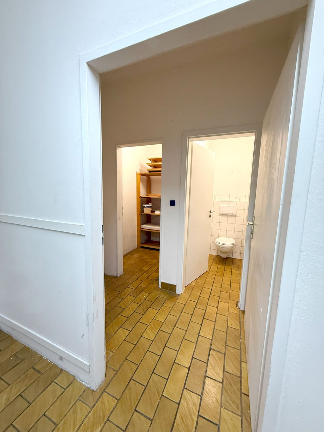 Abstellraum+Toilette