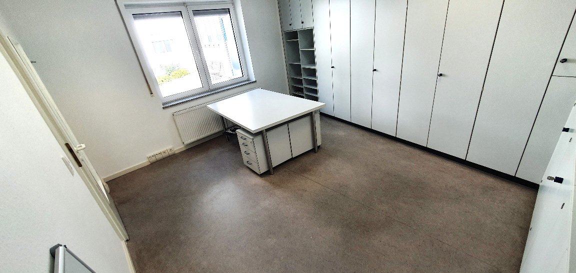 eigener Büroraum 1 eigener Büroraum 1